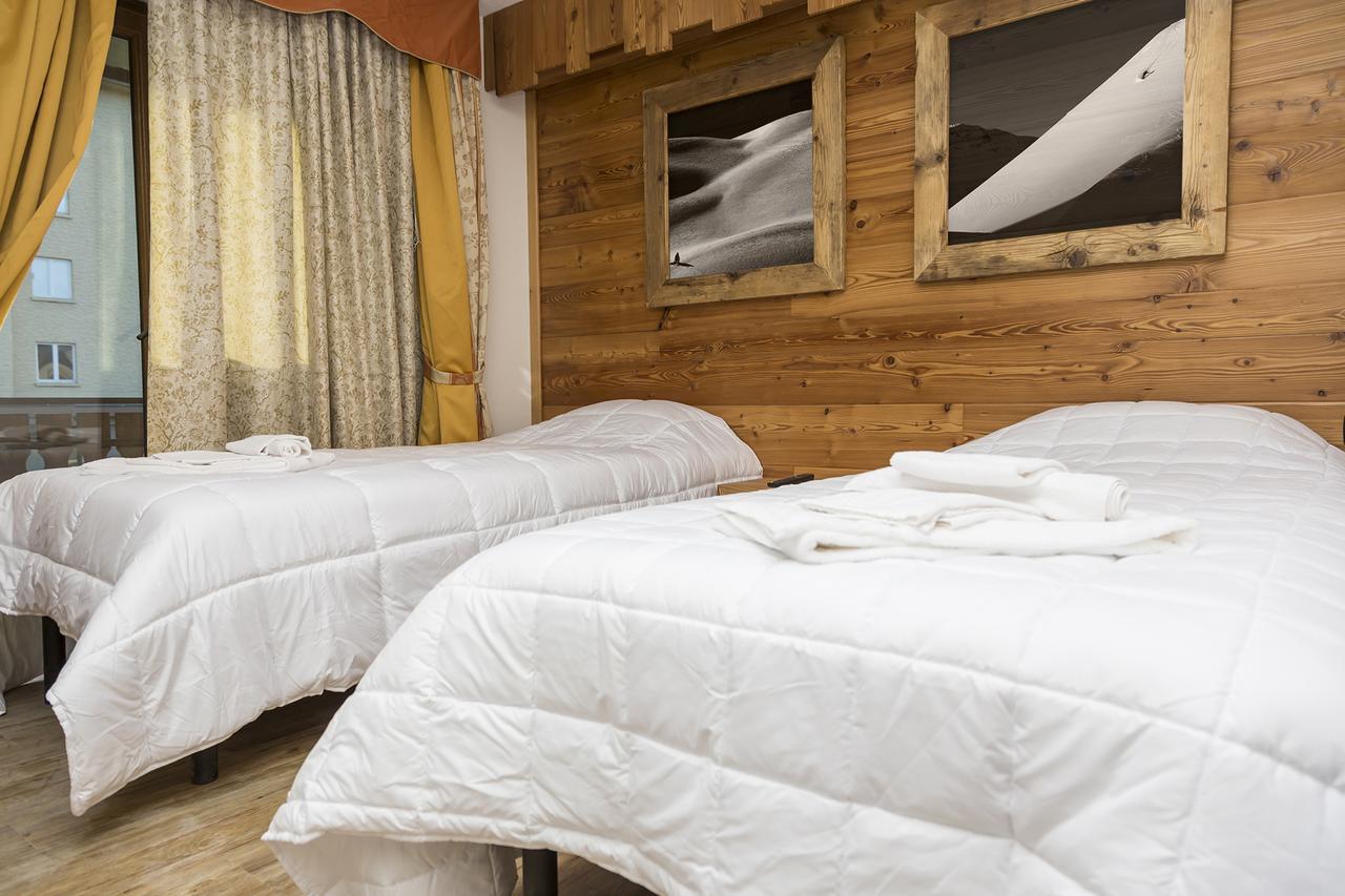 Hotel Clotes เซาเซดุลซ์ ภายนอก รูปภาพ
